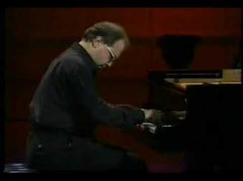 Marc-Andre Hamelin plays Rudepoema Part 1 of 2