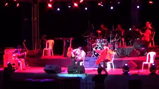 Mujer -  Alux Nahual en vivo.