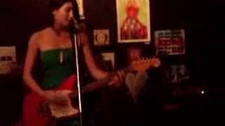 Carré &quot;Queen Kwong&quot; Callaway