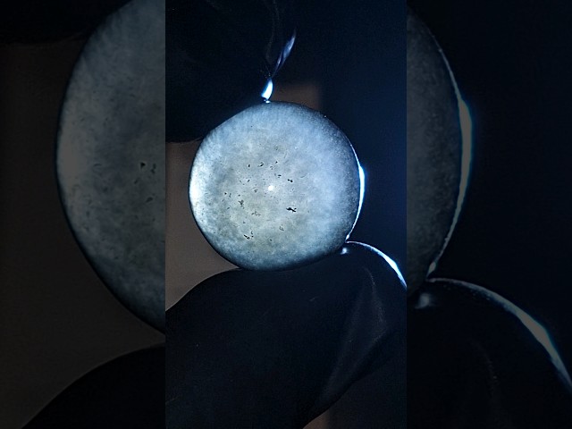 حجر الطاؤوس الطبيعي موثق ومفحوص بشهادة مختبر