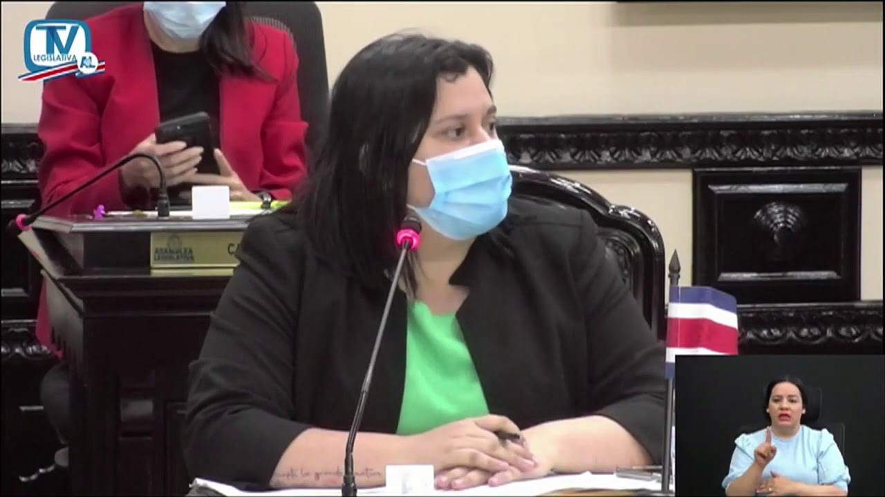 Debate en la Asamblea Legislativa decide mantener a la Defensora de los Habitantes Catalina Crespo