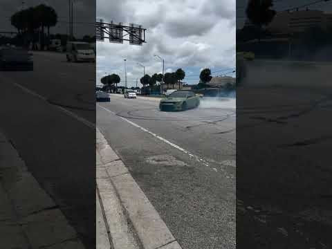 5.7 HEMI SLIDING LIKE A CAT 🫡  #srt #hemi #charger #automobile #hellcat