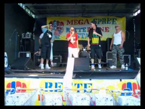 13353 CLIQ LIVE ON STAGE @ MEGA SPREE DEMO TEIL 2