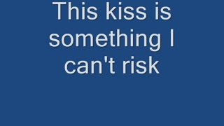 Carly Rae Jepsen - This Kiss Lyrics