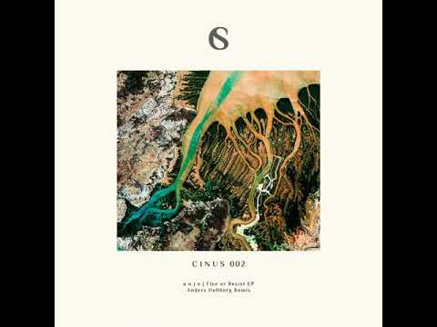 MNMT Premiere: A n j e – Lights Orbit Around A Black Hole