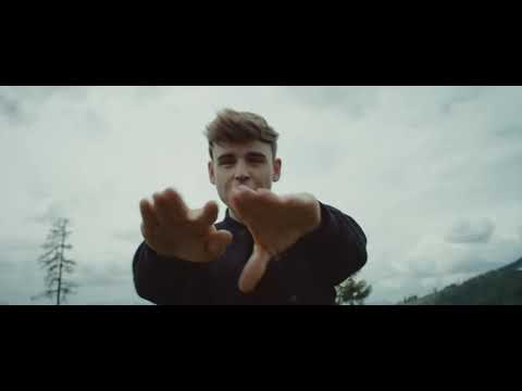 Moritz Garth - Bumerang (Official Video)