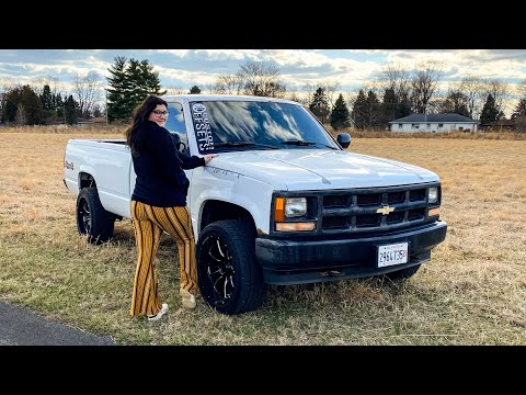 Chick Learns To Drive Manual!