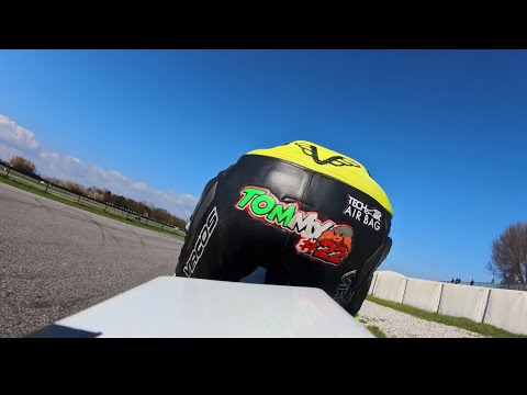 Circuito Di Pomposa Con Yamaha R3 Del 2017