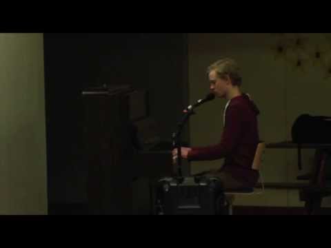 Valóvision 2013 - Tómas Helgi - Give me love