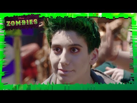 Zombies - My Year| MUSIC VIDEO | Disney Channel Italia