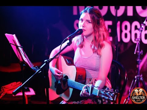 Kansas – Dust in the wind (cover by Emina Bajtarević)