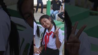 라오스 순방 첫 일정으로 비엔티안시 양야이 초등학교 환경개선 자원봉사활동 현장을 방문했습니다  #라오스 #봉사 #격려