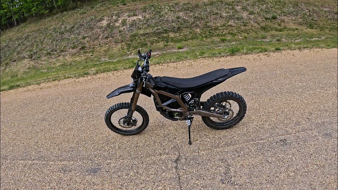 2025 Surron Ultra Bee Turbo Test – Insane Speed & Power!