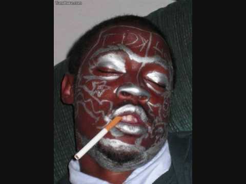 Levanta este deitado mulher