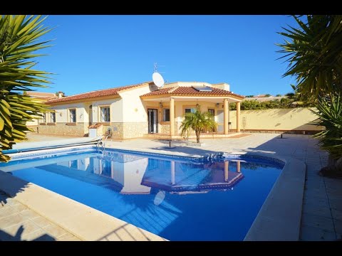 RESERVED! Villa Sundance AH128634 - WOW FACTOR 4 BED 2 BATH VILLA FOR SALE IN ARBOLEAS!