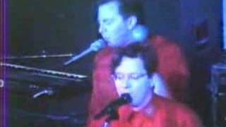 Devo - Working In A Coal Mine Live Chicago 1988 - RodrigoDM