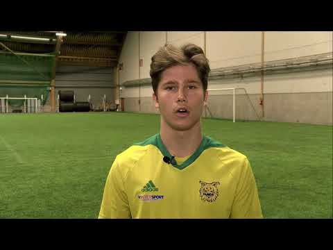 Mukana Ilveksen edustusjoukkueen treeneissä - Eetu Mömmö