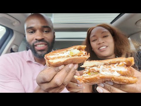Popeyes ALASKAN FLOUNDER Fish Sandwich Review!