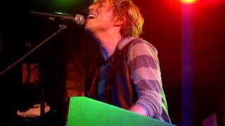 Walls - The Rocket Summer - Chain Reaction