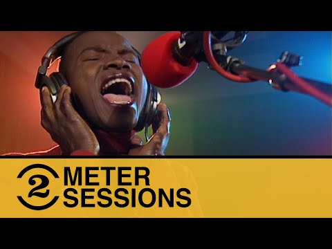 Angélique Kidjo - Agolo (Live on 2 Meter Sessions)