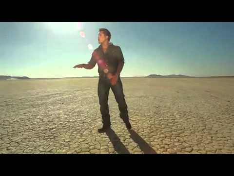 Joey Montana - Tus Ojos No Me Ven (Official Video)