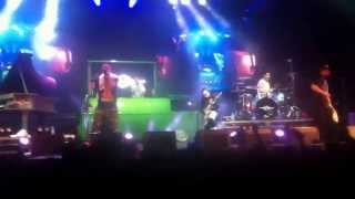 Bliss n Eso Cant get rid of this Feeling (LIVE PERTH)