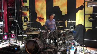 MORGAN ROSE SEVENDUST performing SPLINTER