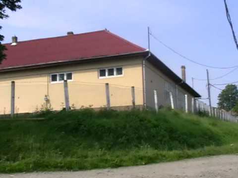 SATUL ULIES MURES SCOALA VECHE SI CENTRUL SATULUI RACIUTVS2