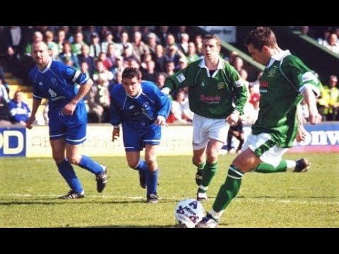 Yeovil FA Trophy 2001/02 Semi-Final First Leg Burton 4-0