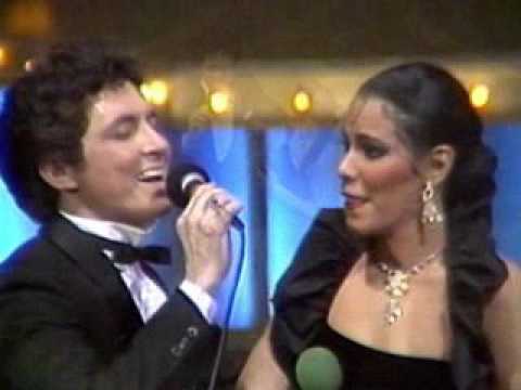 OMAR FRANCO y VICKIANA - Ven y Abrázame - Canción romantica - El Dorado 1982 - Parte 2