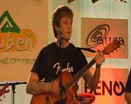Tomas Bezdeda - Aj to sa  stava (live)