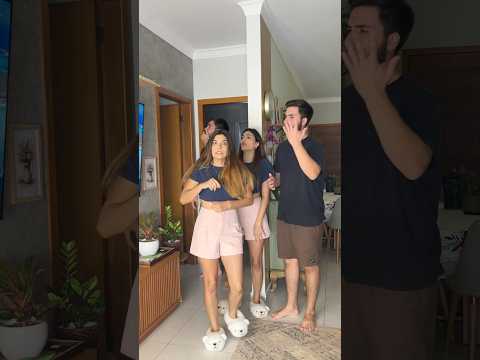 Parece que é por querer 😡😂 #meme #comedy #casal #gemeos #humor #humor #gemeas #funny