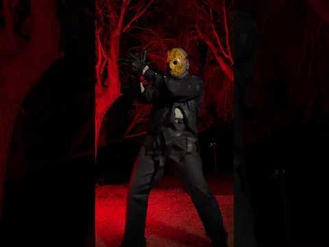 No Batidão 🎭 Guess who’s back? 👹#shorts #dance #jasonvoorhees