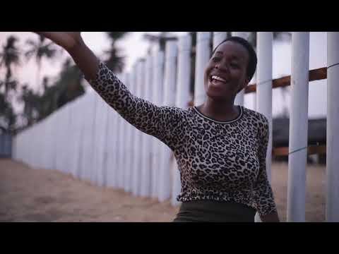 YOZA MOSANTU/ Tu es Saint cover