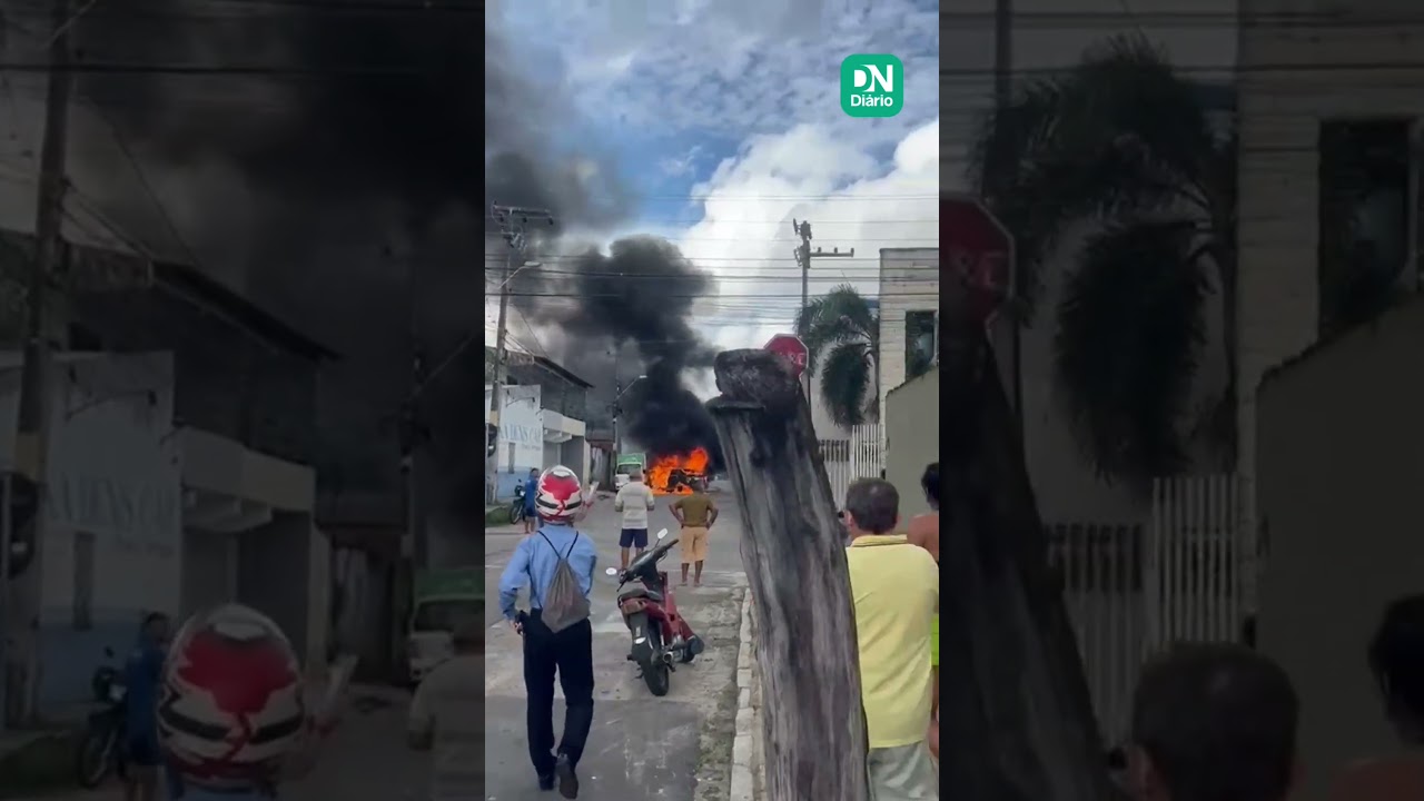 Imagem da notícia Três veículos pegam fogo após colisão de trânsito em Fortaleza