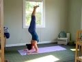 Aphinya Yoga ครูบิ๊ก Personal Practice Pincha Mayurasana
