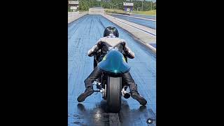 Download lagu Drag Bike does wheelie #motorcycle #dragrace #dragracing #1320video mp3