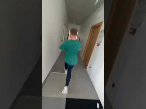 michou fait des jeux de mots sur tiktok 😭