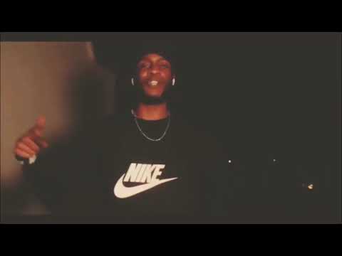 MIC KILLA (VISUALISER) [Prod by 3lackondabeat]