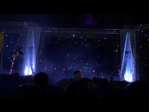 Skrillex - Love Me  ft  Swae Lee (Live)