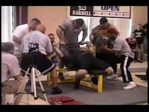 700 lb bench press