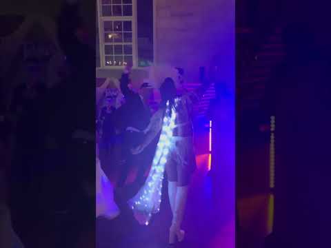 Dj Wheels - Mobile DJ / Photobooth / Hora Loca / Led Dance Floor / Karaoke / SFX video.