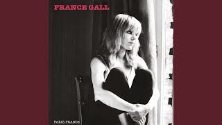 Trop grand pour moi Music Video