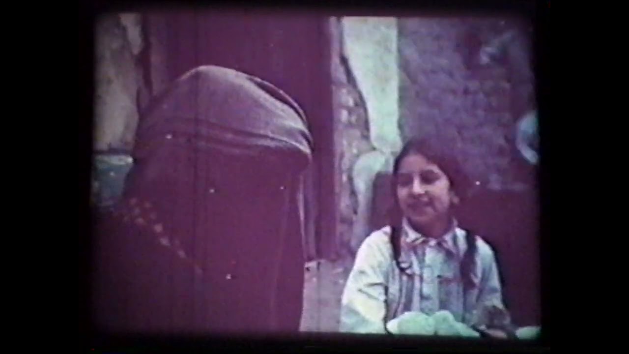 فيلم عاطف الطيب ( عيل تايه ياولاد الحلال ) فيلم روائى قصير