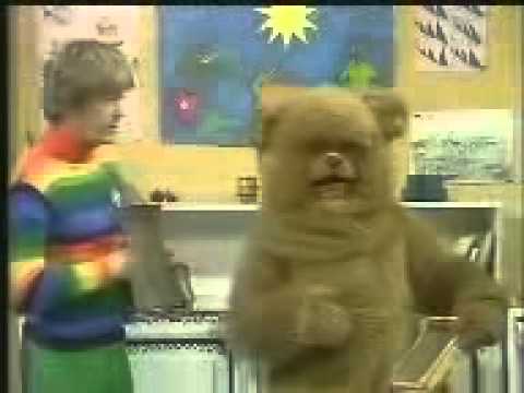 Play with your twanger and bounce your balls