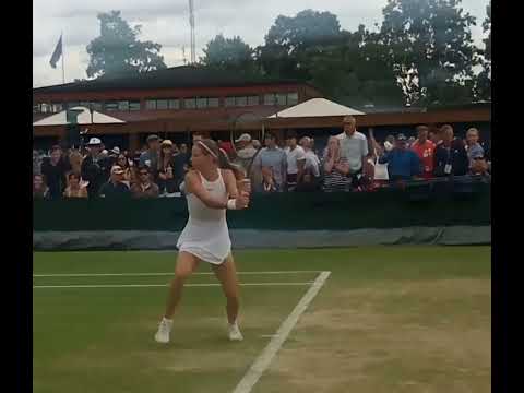 Hannah Klugman's Double Crossover Steps on her Backhand at Wimbledon 2023