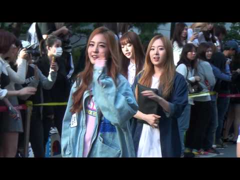 Sonamoo + minaje and euijin interaction entrance music bank 15 09 18