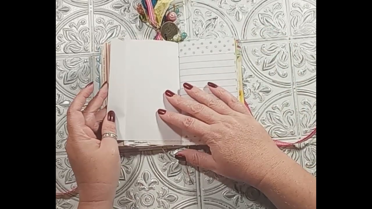 Jiffy Corn Muffin Junk Journal Flip through.