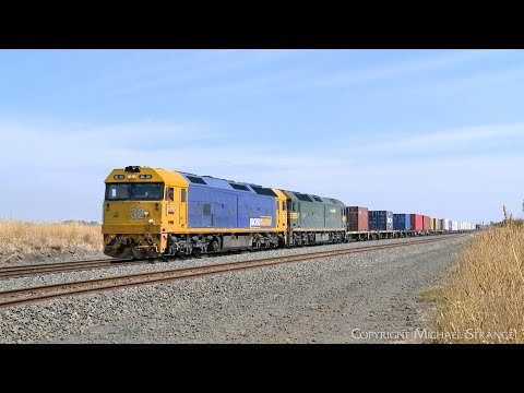 7902V Container Train From Mildura With BL32 & G520 (15/3/2023) - PoathTV Australian Railways