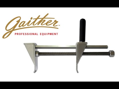 Gaither's Tire Spreader